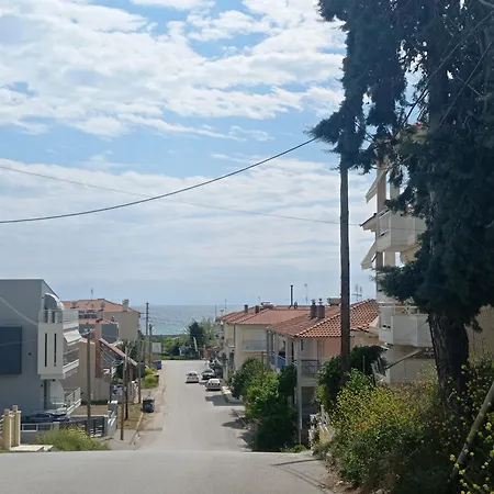 Charming New With Stunning Sea View דירה