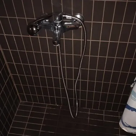 アパート Odysseus フロギタ